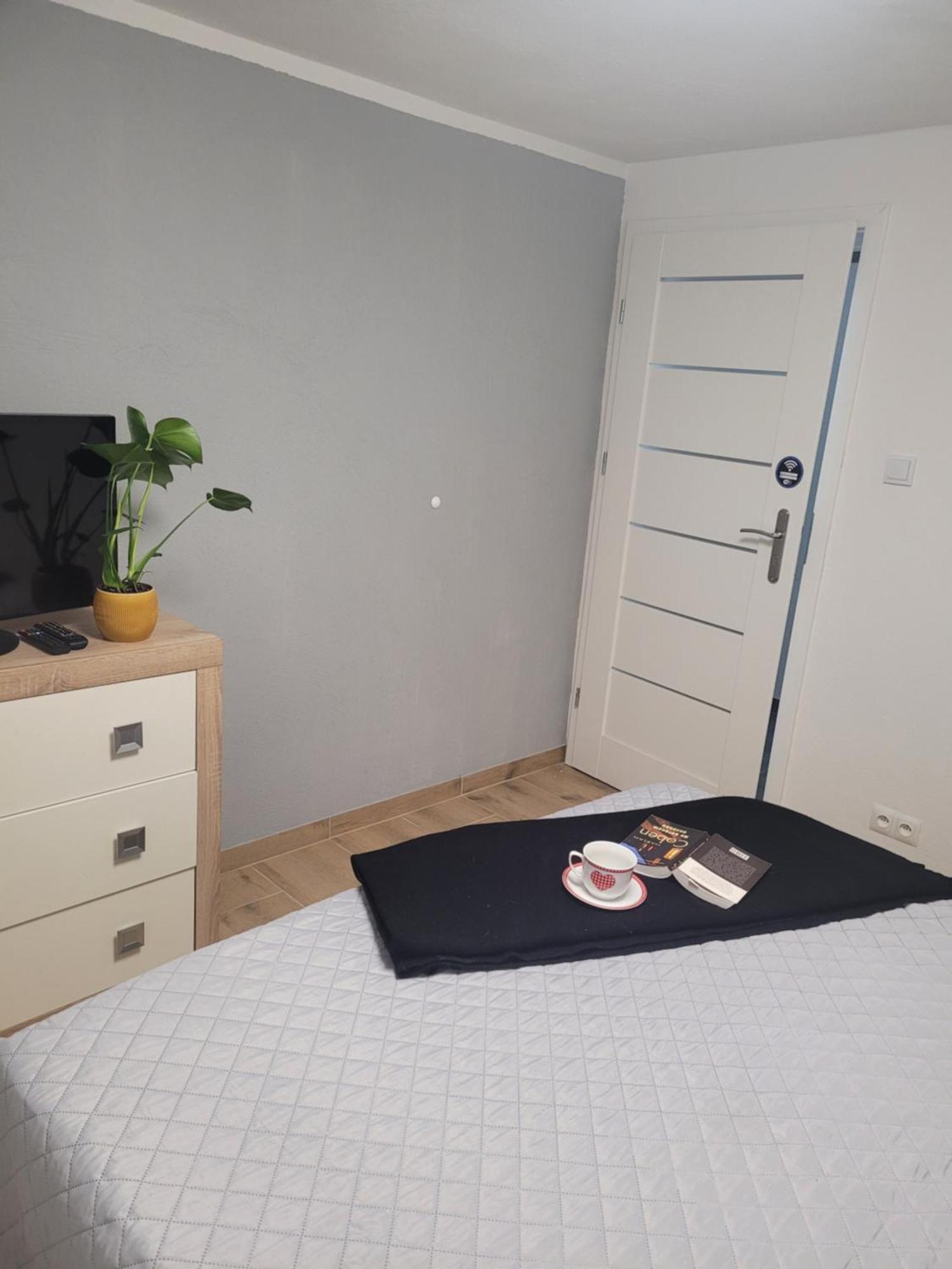Pokoje Na Warszawskiej Gorzów Wielkopolski Exterior foto